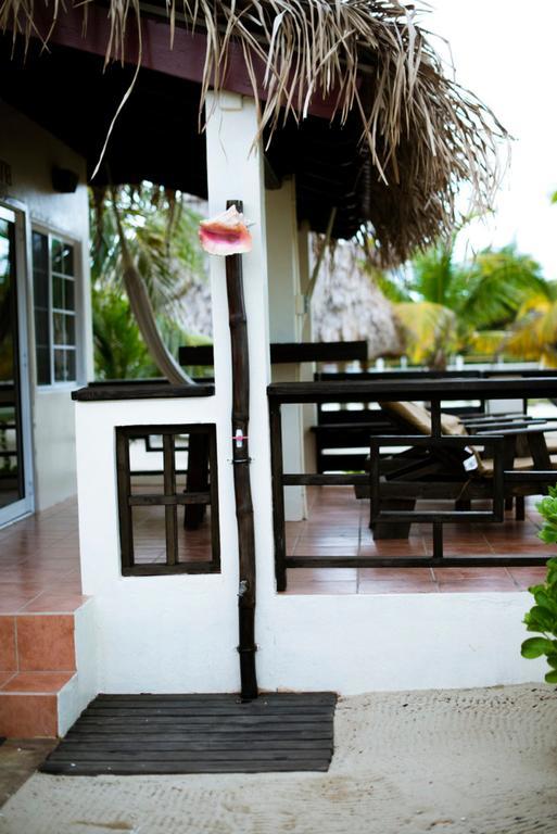 Caribbean Beach Cabanas Placencia Номер фото